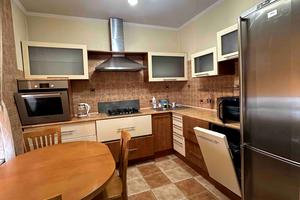 квартира по адресу Володимирська ул., 65