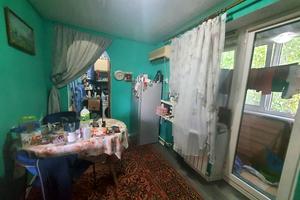 квартира за адресою Середньофонтанська вул., 32а