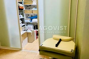коммерческая по адресу Киев, Верхогляда Андрія, 2