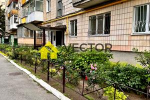 квартира за адресою Євгена Гребінки вул., 27