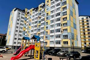 квартира за адресою Олександра Довженка вул., 25б