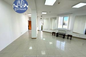 комерційна за адресою Заводська вул., 56К