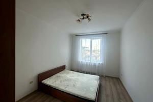 квартира за адресою Крайна вул., 14