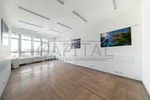 комерційна за адресою Кловський узвіз, 7