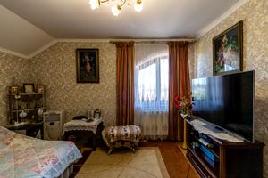 будинок за адресою с. Угринів, Самостійна, 62