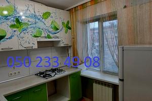 квартира по адресу Строителей ул., 4