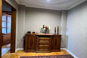 квартира за адресою Гната Хоткевича вул., 75А