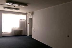 комерційна за адресою Парусна вул. (Героїв Сталінграду), 1