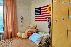 квартира за адресою космонавтів, 6