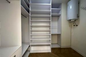 комерційна за адресою Кловський узвіз, 7а
