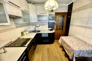 квартира за адресою Василя Червонія вул. (Гагаріна), 61