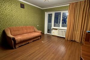 квартира за адресою Менахем-Мендл Шнеєрсона вул. (Мініна), 15