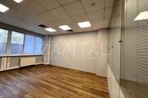 комерційна за адресою Польова вул., 24д