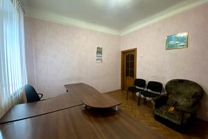комерційна за адресою Криворіжсталі вул. (Орджонікідзе), 19