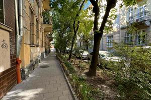 комерційна за адресою Грицька Чубая вул. (), 6