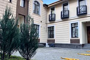 квартира за адресою Євгена Озаркевича вул., 14