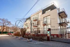 комерційна за адресою Менделєєва вул., 37