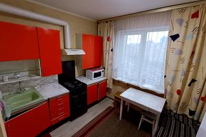 квартира по адресу Ревуцкого ул., 4