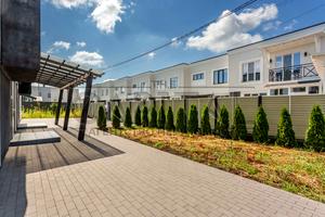 будинок за адресою 3-тя Будівельників вул.