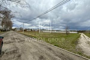 участок по адресу с. Дмитровка, Лісова, 1