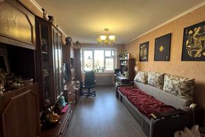 квартира за адресою Андрія Первозванного вул. (Стахурського), 48