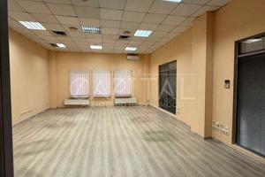 комерційна за адресою Хорива пров., 37