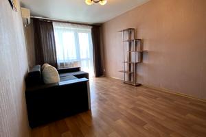 квартира за адресою В'ячеслава Чорновола вул. (Юрія Савченка), 64
