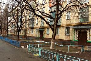 квартира за адресою Ореста Левицького вул. (Академіка Курчатова), 19