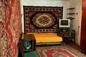 квартира за адресою Алли Горської вул. (Бірюзова), 9