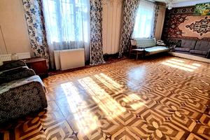 будинок за адресою Основна, 3