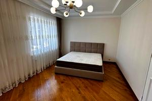 будинок за адресою Петлюри вул. (Купріна)