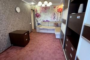 квартира за адресою Кирила Синельникова вул., 7