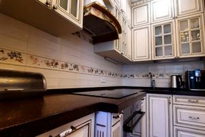 квартира за адресою Сімбірцева, 2