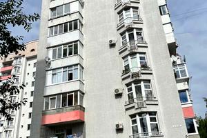 квартира за адресою Плугова вул., 8