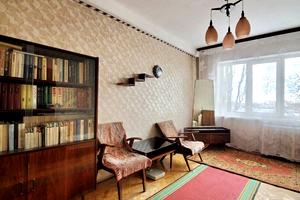 квартира за адресою Зодчих вул., 16