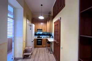 квартира за адресою Пекарська вул., 28