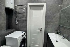 квартира за адресою Академіка Сахарова вул., 9