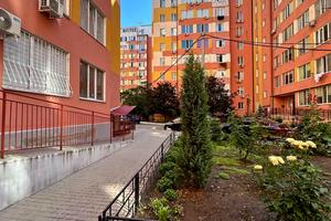 квартира за адресою Михайла Грушевського вул., 39/3, корп. 1-4