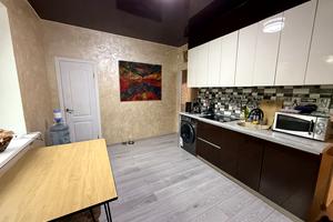 квартира по адресу Генерала Жадова ул., 28 к3