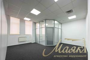 комерційна за адресою Героїв Космосу вул., 4