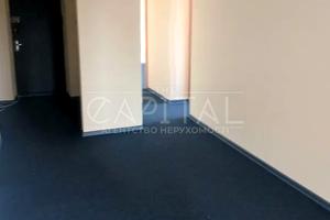 комерційна за адресою Хрещатик вул., 4