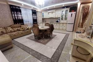 будинок за адресою київська