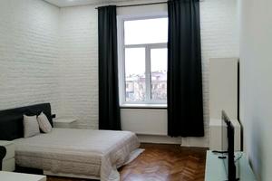 квартира за адресою Шептицьких вул., 10