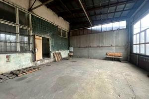 комерційна за адресою Жасминна вул., 3-А
