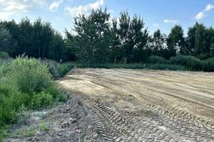 ділянка за адресою с. Паланки, Грушевського
