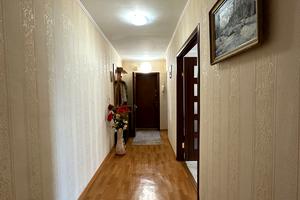 квартира за адресою Академіка Корольова вул., 48