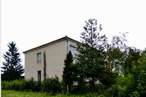 комерційна за адресою Центральна, 81