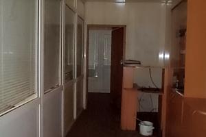 комерційна за адресою Пастера вул., 10