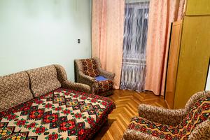 будинок за адресою Шкільна