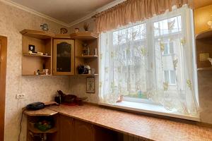 будинок за адресою Вишнева вул.